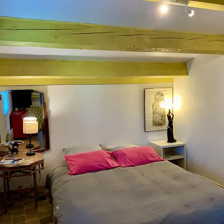 Guest house Le Du Tilleul *